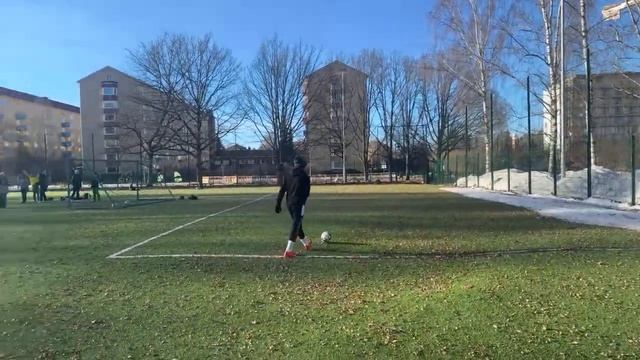 Practicing football while fasting (Ramadan) no excuse for exercising смотреть онлайн