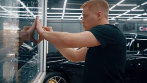 Процесс тонировки автомобиля