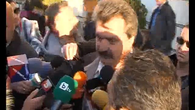 Тодор Батков ще реже месо на „Герена" смотреть онлайн