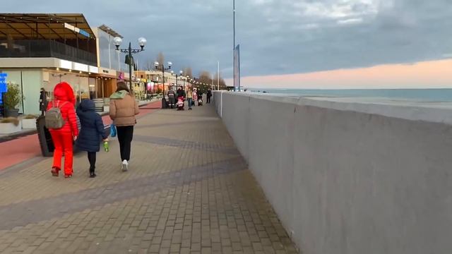ВЛОГ Приехали в Сочи и ВЛЕТЕЛИ С КВАРТИРОЙ. Адлер ШОКИРОВАЛ ЦЕНАМИ. Имеретинка как всегда прекрасна.