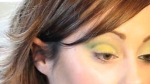 MAC Makeup Tutorial:  Green and White