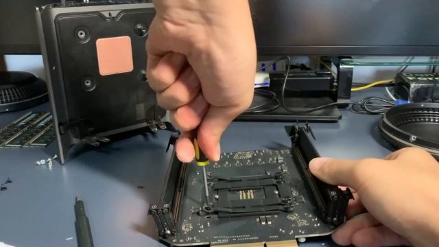 2013 맥프로(연탄맥) CPU & RAM 업그레이드 직접 해보자!