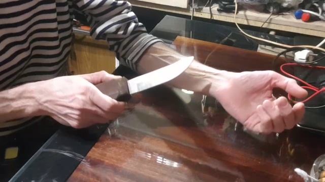 эффект прижигания ножом
#SFX #нож #ножтрюковой #трюки #спецэффекты #рутуб #ИгорьАлексеев #длякино