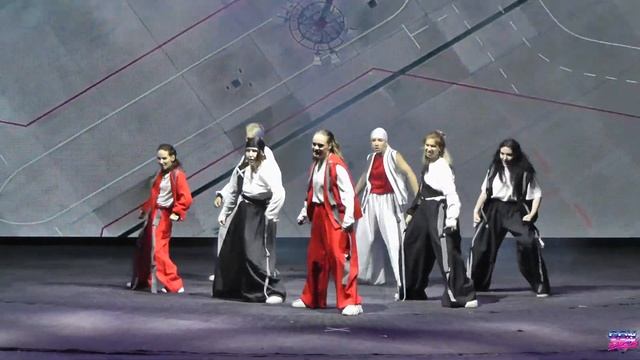 CON.Версия 2024 VECTOR – Future Perfect Pass the MIC (ENHYPEN) смотреть онлайн