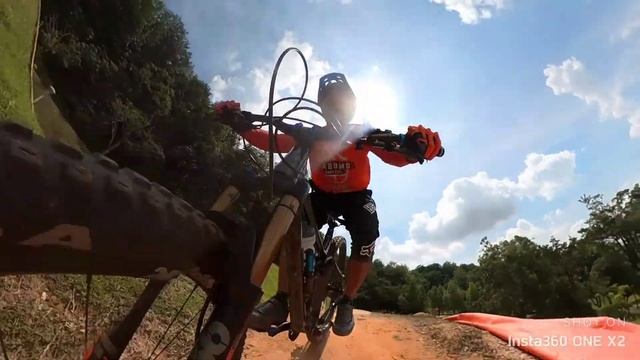 | Insta360 One X2 | Dabomb Cherrybomb | Dirt Jump Fun |