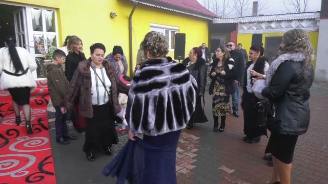 Nunta: Partea a 2-a ! Nasii: Petrica si Bula & Restaurant - Black Lord. смотреть онлайн