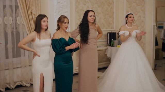 Ржачный танец дружки РАЗБОМБИЛ СВАДЬБУ. Тамада в ауте