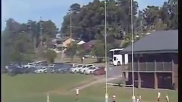 INSANELY LUCKY RUGBY TRY смотреть онлайн