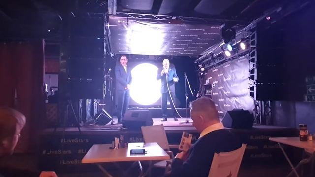 КАК ВЫСТУПИТЬ В НЕЗНАКОМОМ ОБЩЕСТВЕ смотреть онлайн