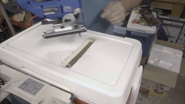 DIY Laser Cutter AC Unit Water Chiller | Part 1 смотреть онлайн