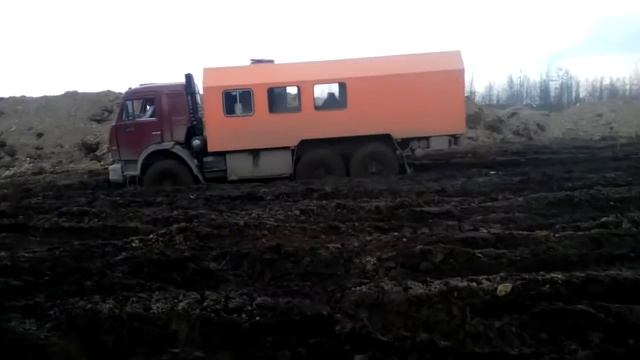 Урал NEXT на трубапроводе смотреть онлайн