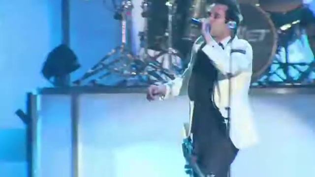 Skillet - Comatose (Live) смотреть онлайн