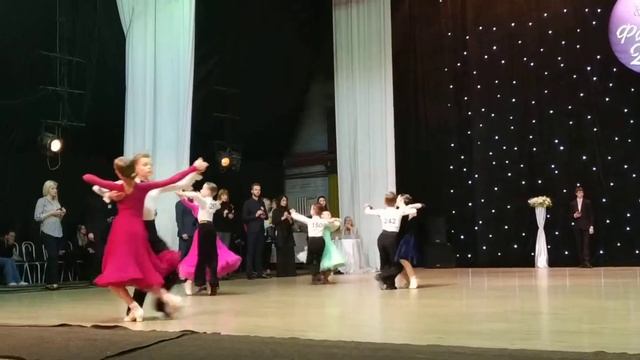 Квикстеп, Ювеналы Е, финал, Фаворит 2019, Лиза и Максим смотреть онлайн