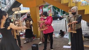 Angklung || Indonesian traditional musical instrument