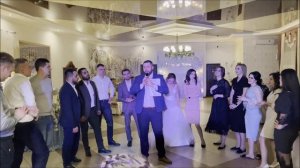 Дружка порвала свидетеля в хлам! Ржачные танцы на свадьбе