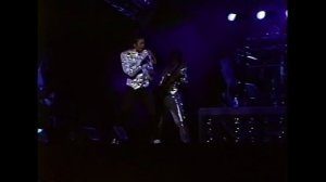 The Jacksons - [02] Wanna Be Startin' Somethin' | Victory Tour Toronto 1984