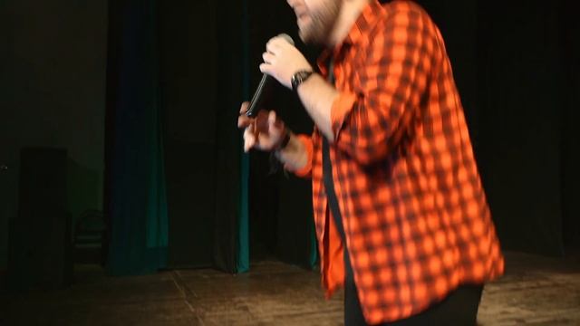 Иван Уваркин. "Думы окаянные" концертная версия (кавер) смотреть онлайн