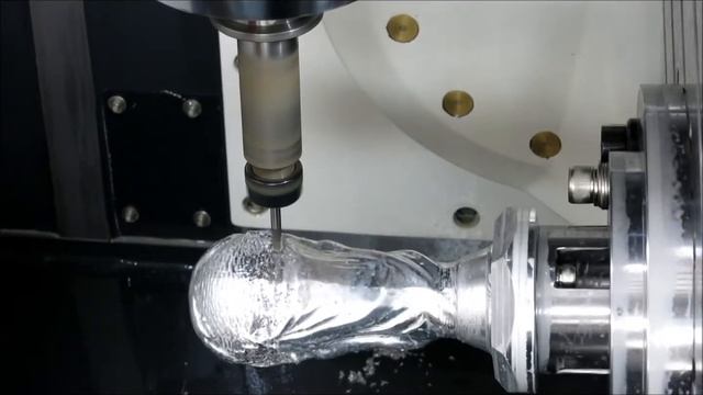 U-6 CNC 5 Axes Machining Center - MACO Taiwan смотреть онлайн