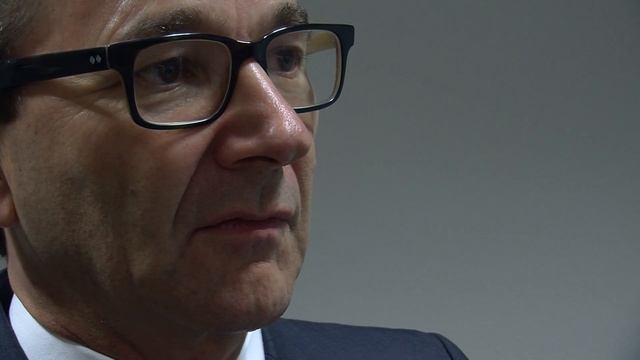 Loretan.MOV смотреть онлайн