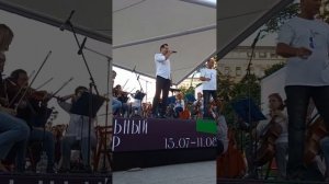 Ария Мистера Икса из оперетты Мистер Икс И.Кальмана. Исп. Леонид Бахталин.