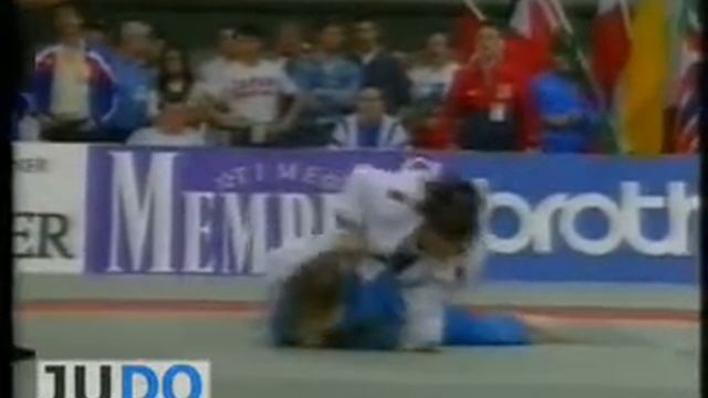 JUDO 1993 European Championships: Elena Kotelnikova (RUS) - Emanuela Pierantozzi (ITA) смотреть онлайн
