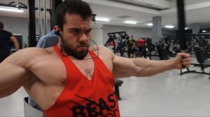 Pavel Cervinka - Chest Pump / New Gym