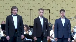 Р.н.п. "Есть на Волге утёс". Народный артист России Владимир Маторин. Севастополь. 11.08.2022.