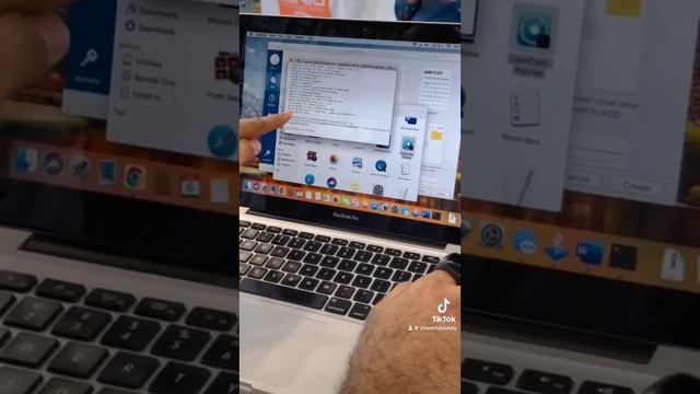Part 2. How to install macOS 11.7.10 Big Sur version in MacBook How to update Mac old version ? смотреть онлайн