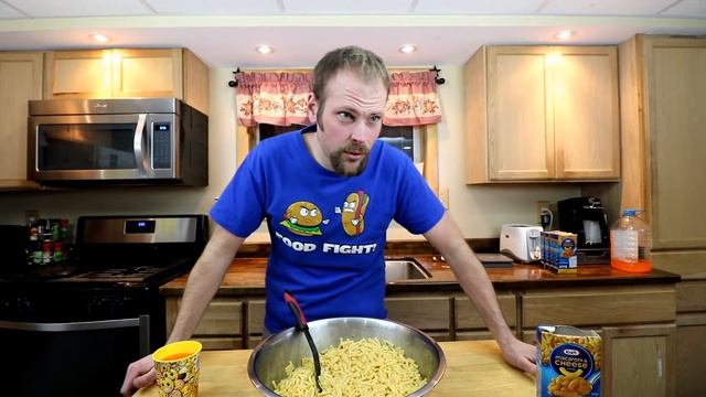 5 Boxes of Mac N Cheese| Twice as fast as Matt Stonie| Collab with Bob Shoudt| Brandon Clark смотреть онлайн