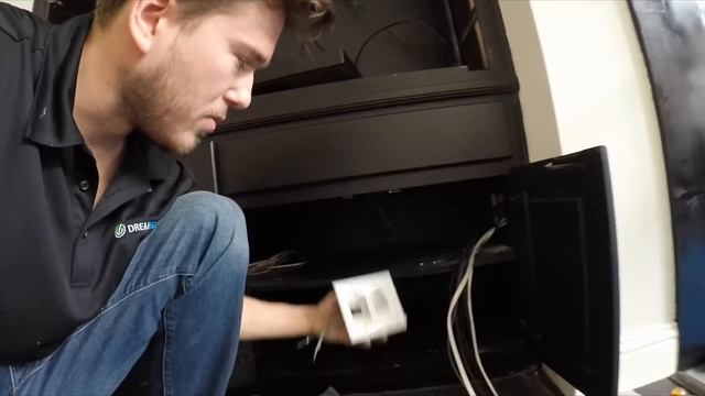 75" Samsung TV Mounted to Tile Fireplace w/ Hidden Wires?? смотреть онлайн