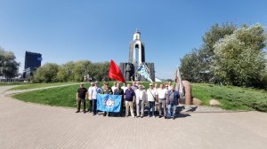 Участники Акции Афганская гильза памяти Санкт-Петербурга на Острове мужества и скорби Минска