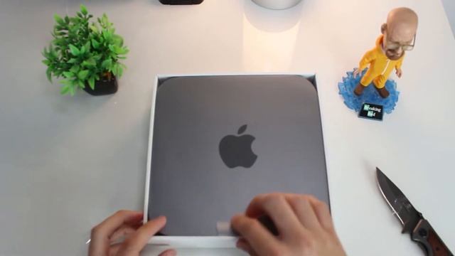 UNBOXING MAC MINI 2018 смотреть онлайн