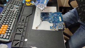 Acer V5 571g не включается от дружественного сервиса, интрига, гвозди и магия