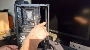Meshlicious with Gigabyte Aorus Waterforce x280 Build