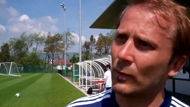 Gaizka Mendieta takes UEFA Coaching Badges with Irish FA смотреть онлайн