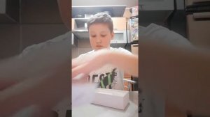 Распаковка Айфон 8