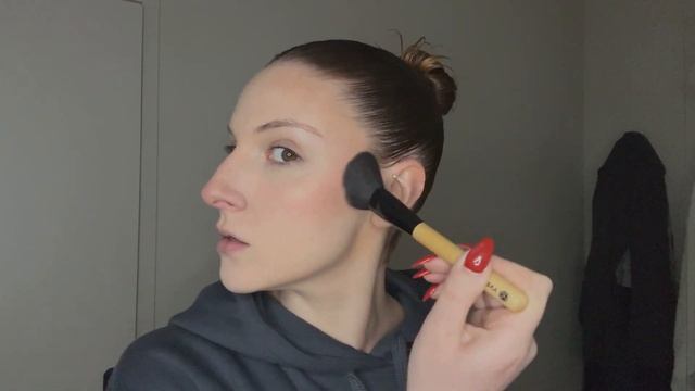 clean girl makeup routine