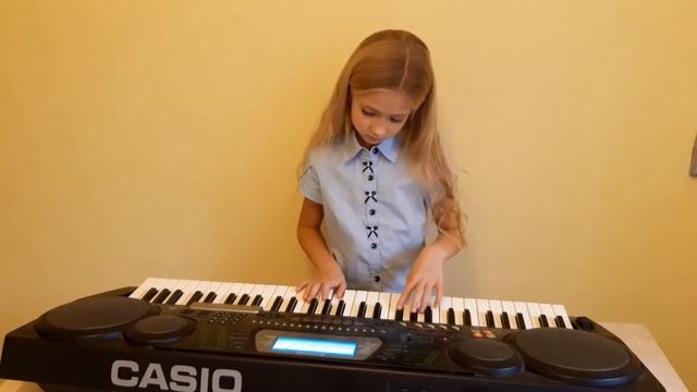 Арефьева Василиса 2Б Этюд К.Черни, Менуэт И.С.Бах смотреть онлайн