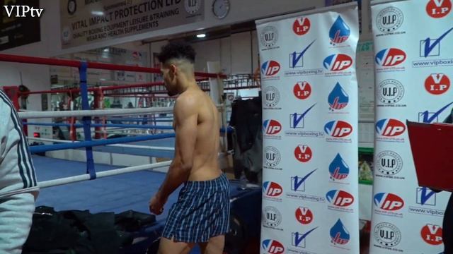 Weigh in Kane Gardner v Jordan Ellison смотреть онлайн