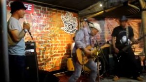 Live @Maco Cafe Malang Decemblues in Harmony : If Trouble Was Money (Albert Collins cover)