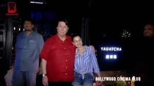 Отец Каришмы Капур- Ранхир Капур и Амиша Патель.