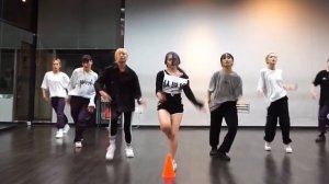 AleXa - Bomb | dance practice mirrored