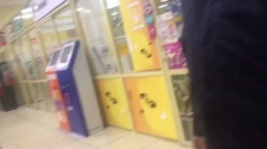 Борзый охранник требует показать карманы | Обвинили в краже в магазине