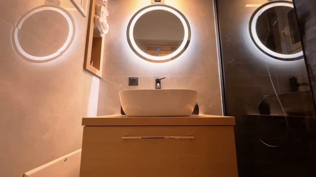 R DEC complete renovation of a small apartment in the center of Volos смотреть онлайн