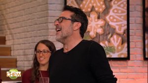 Jeffrey Dean Morgan's Holiday Lucille - The Chew