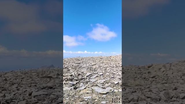 Вершина с видом на озеро Хубсугул и гору Мунку-Сардык