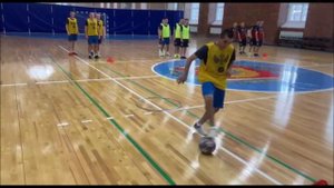 Эстафеты с футбольным (футзальным мячом)