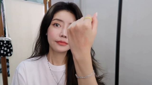 제품협찬! 마~이게신상이다! 상반기 여름틴트&립스틱 추천! 맥 러스트글래스,에크멀,샤넬 루쥬알뤼르,디올 포에버리드,끌레드뽀보떼 립스틱,페리페라 잉크 에어리벨벳 смотреть онлайн