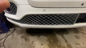 BENTLEY BENTAYGA GRILL REMOVAL