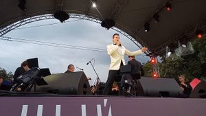 Ария Киса из оперетты "Сын клоуна" И.Дунаевского. Исп. Максим Катырев.